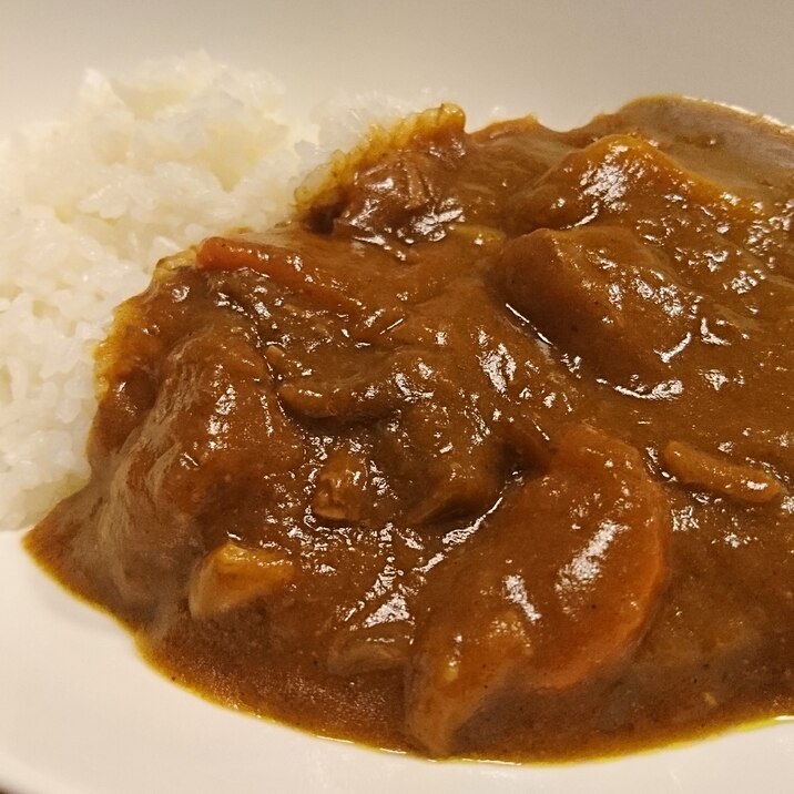 圧力鍋でつくるポークカレー